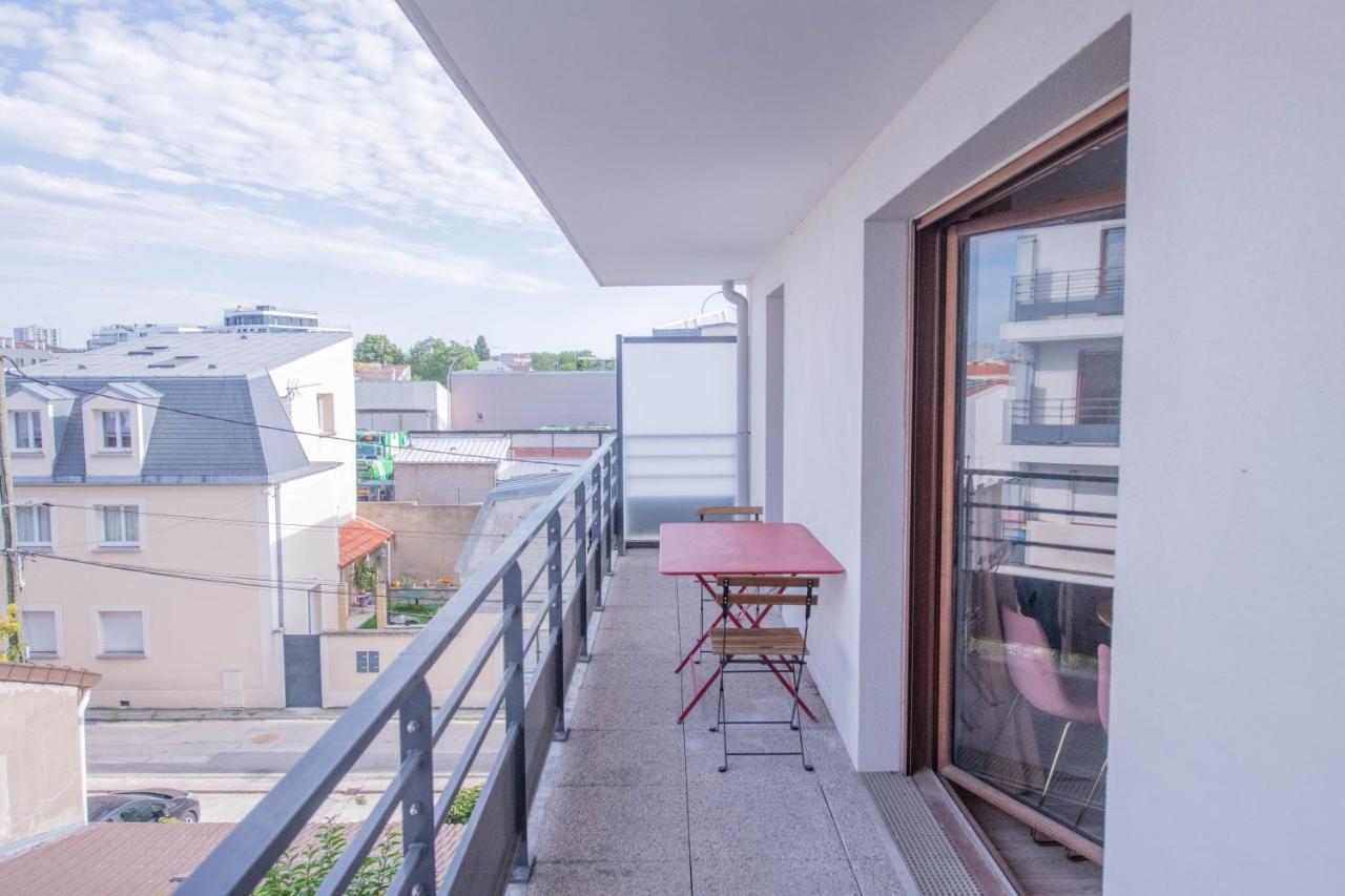 Апартаменты Machouart Le Duplex -Parking Gratuit Equipee Commodites- Обервилье Экстерьер фото