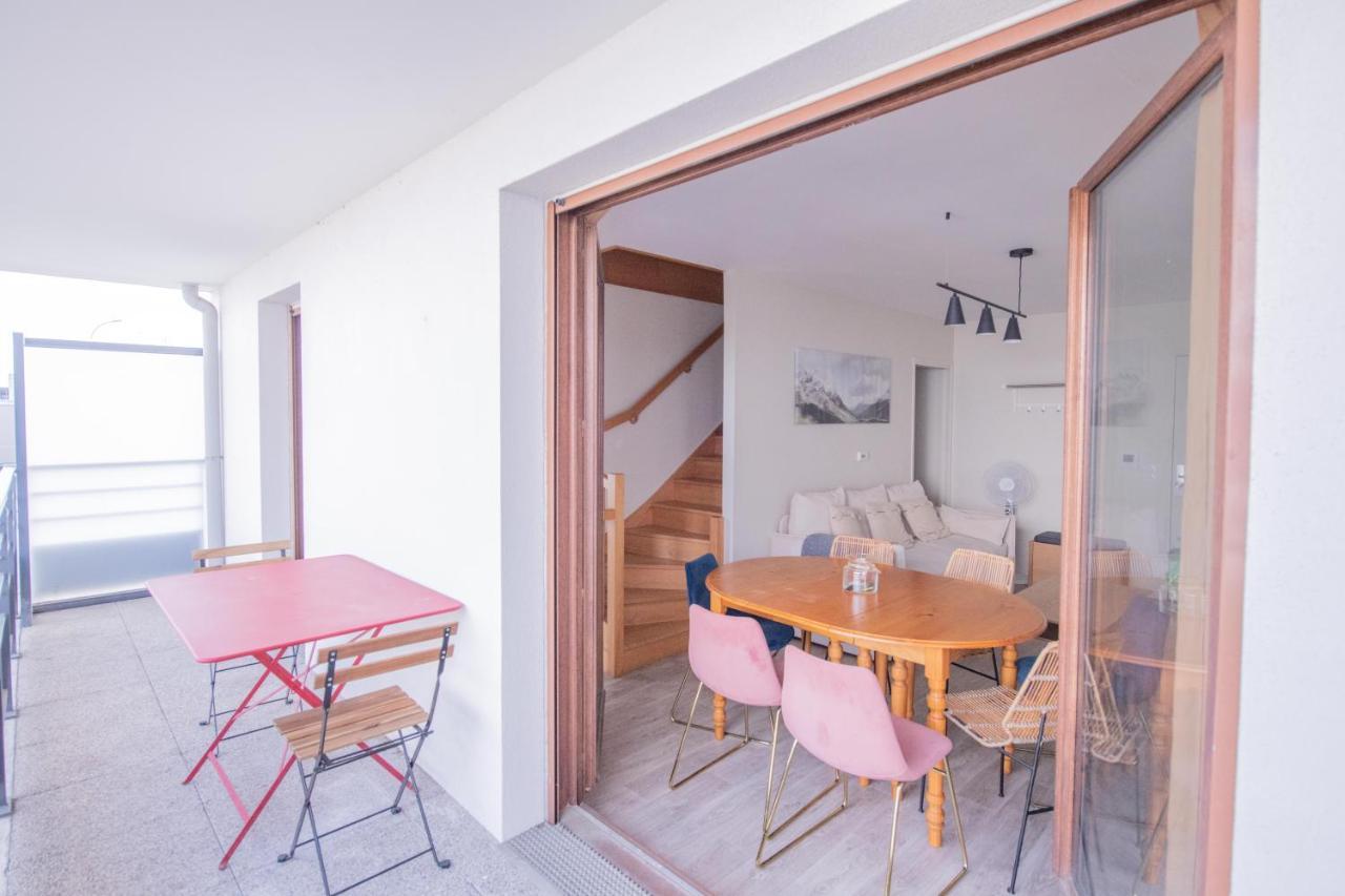 Апартаменты Machouart Le Duplex -Parking Gratuit Equipee Commodites- Обервилье Экстерьер фото